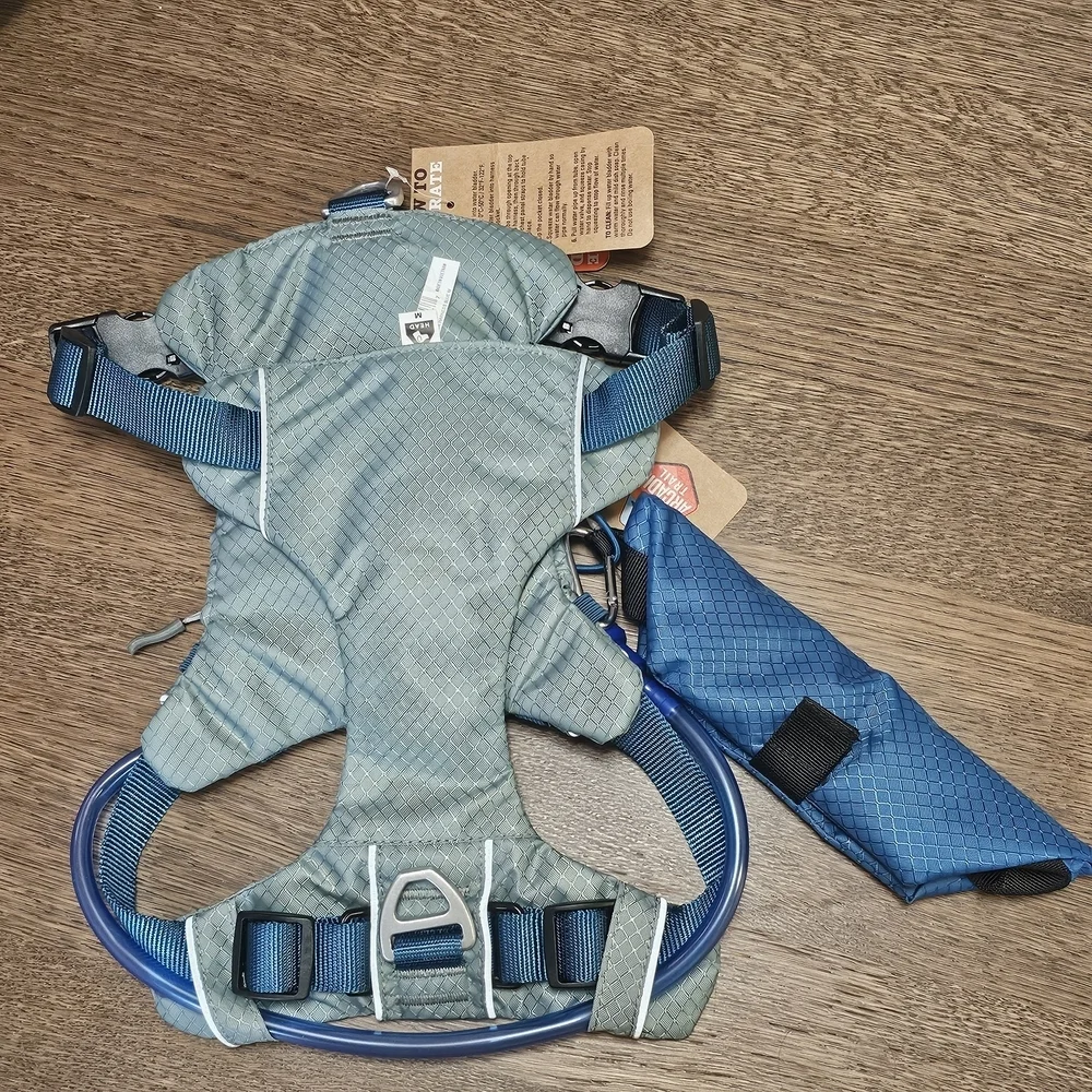 Acadia Trail Hydration Dog Adjustable Harness Blue Size Medium Collapsible Bowl